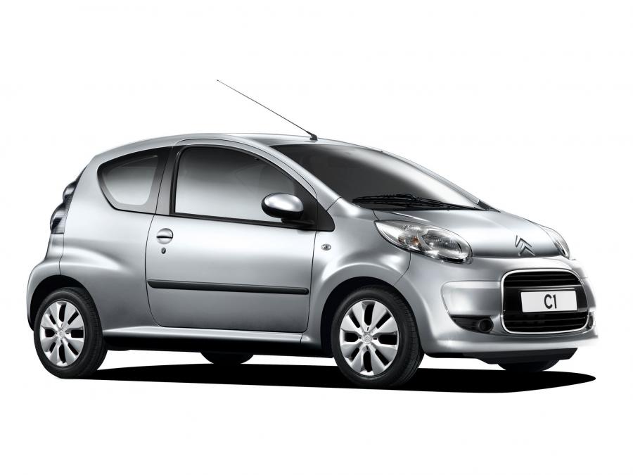  Citroen C1 3-Door 2008 года  (фото 5 из 6)